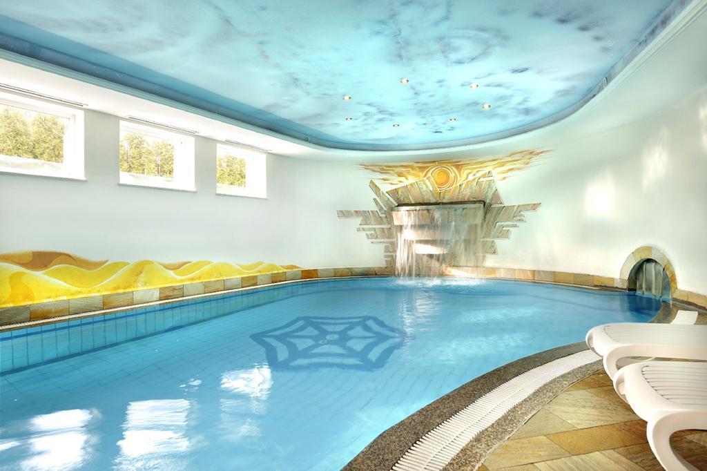 Hotel Ferienwelt Kristall Rauris Bagian luar foto